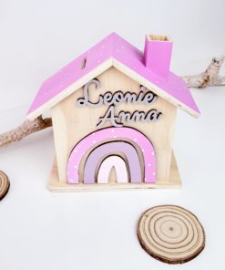 Haus Spardose aus Holz Personalisiert und handbemalt Regenbogen