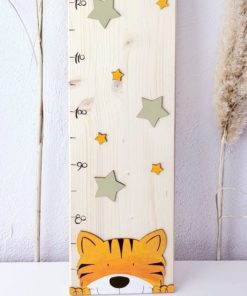 Tiger Messlatte aus Holz für Kinder personalisiert